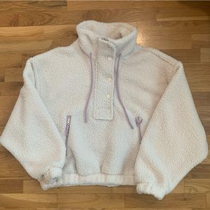 Women’s Universal Thread Sherpa Pullover